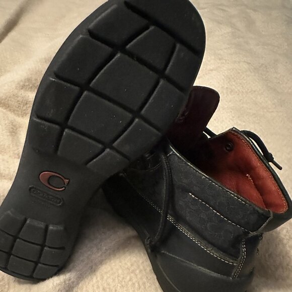 Coach Dyanne Leather Ankle Boot Size 6 Black Logo - Picture 1 of 7
